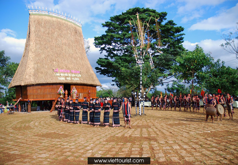 Kon Tum - Măng Đen - Pleiku